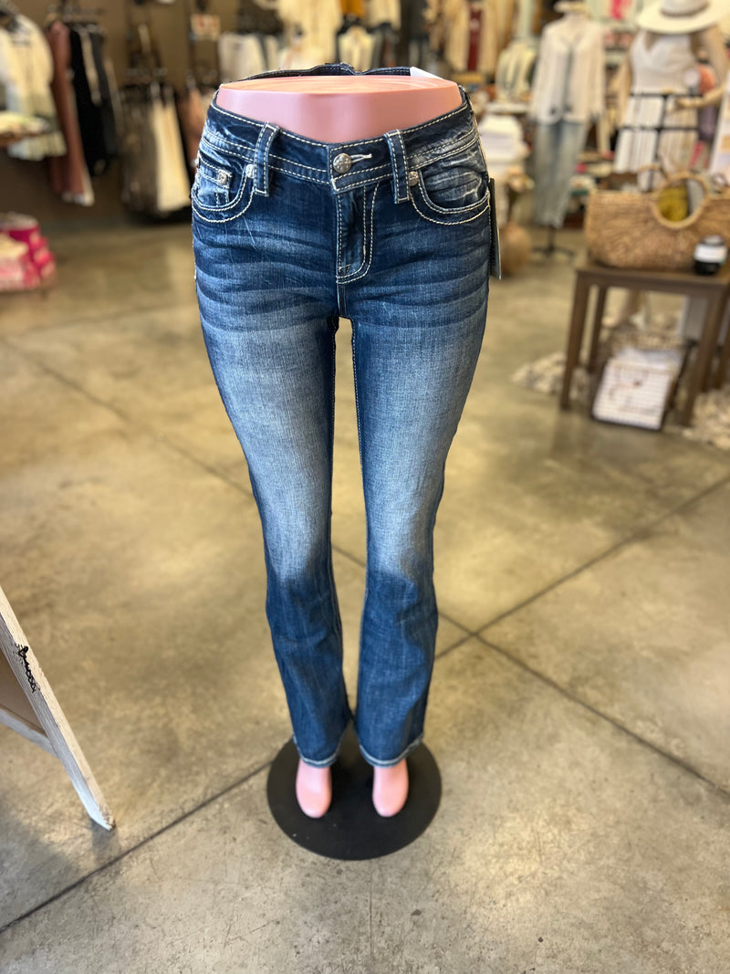 Miss Me Horse Shoe Bootcut Jeans – LeLa's Boutique