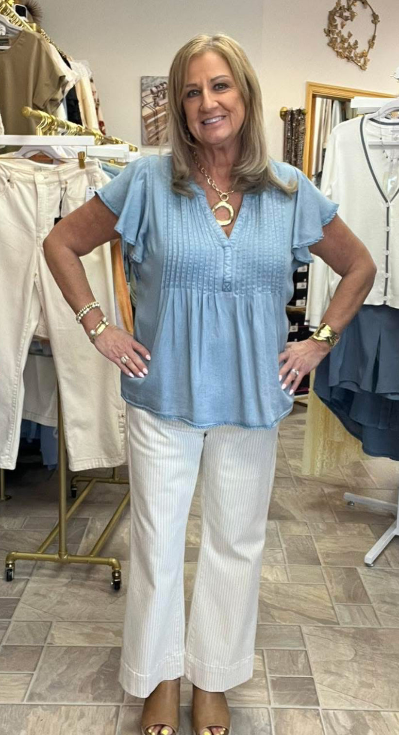 LIVERPOOL Flutter Sleeve Popover Blouse - Malibu Light