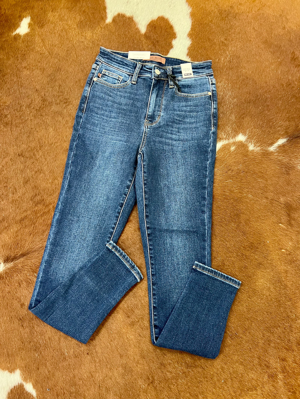 Judy Blue Jeans & Shorts – LeLa's Boutique