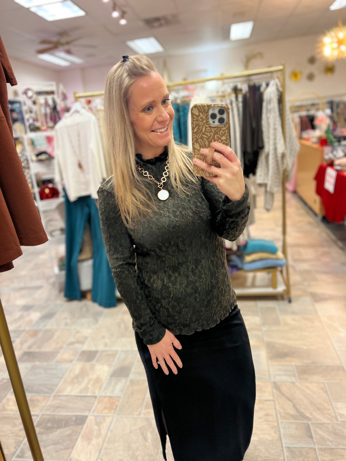 Lettuce Edge Knit Top - Black