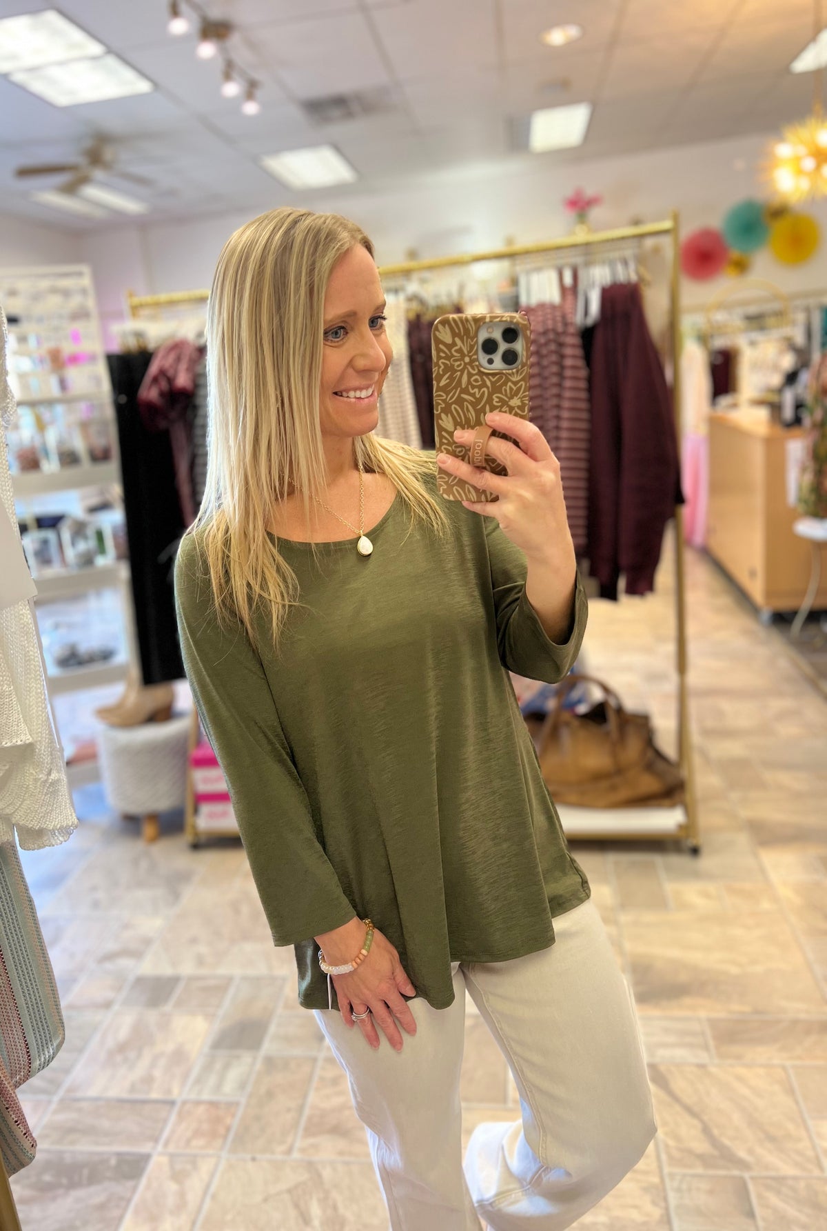 Classic Round Neck - Olive