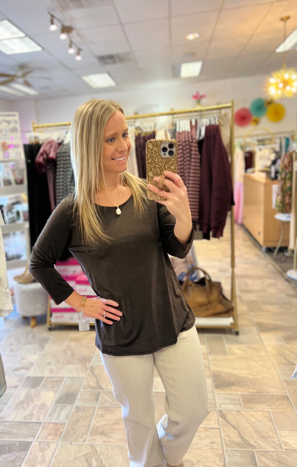 Classic Round Neck - Chocolate