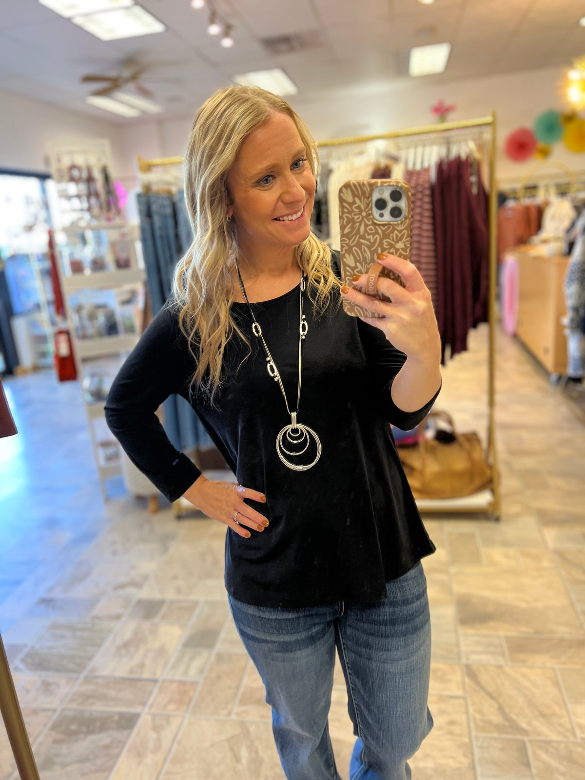 Classic Round Neck - Black