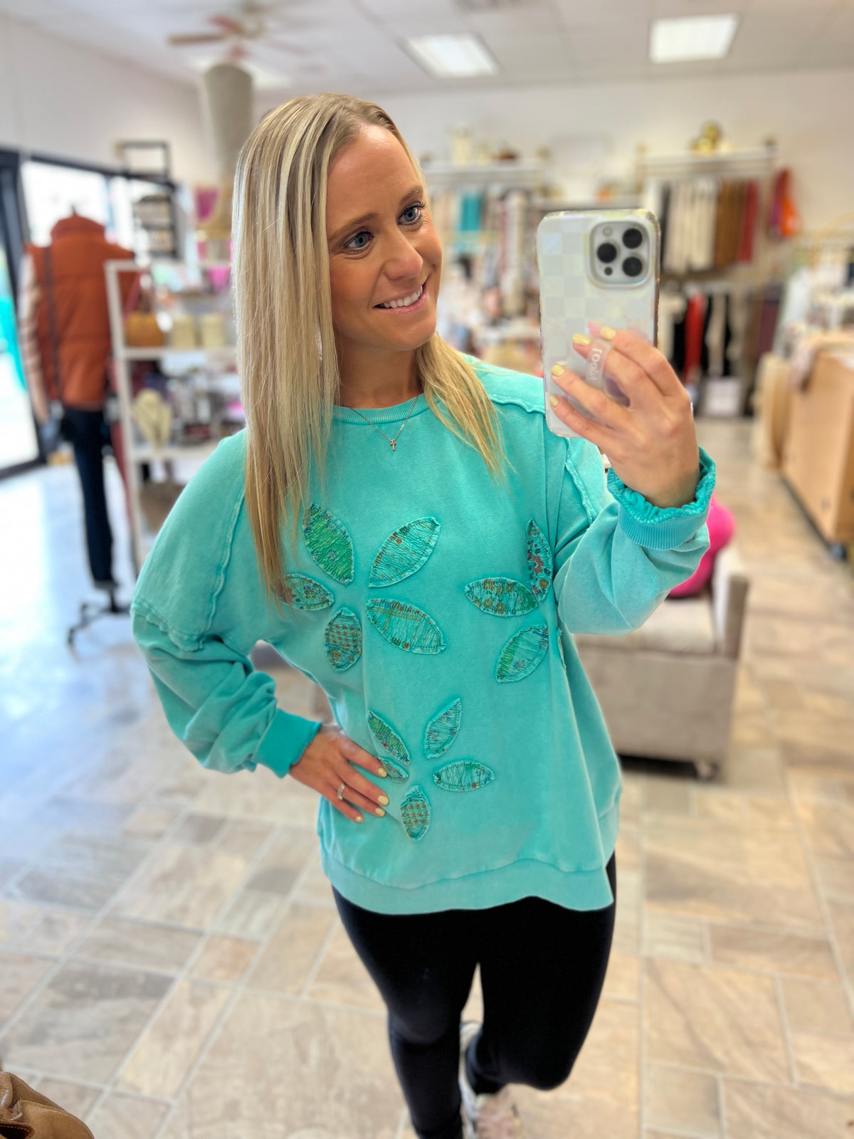 Vintage Flower Pullover - Seafoam