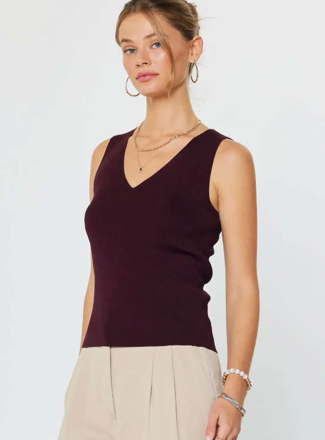 Sleeveless Sweater Top - Maroon