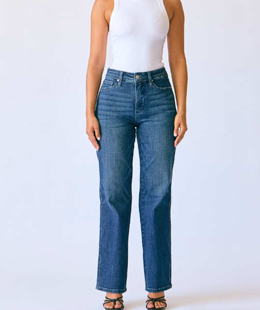 Judy Blue PETITE Classic Straight Jean